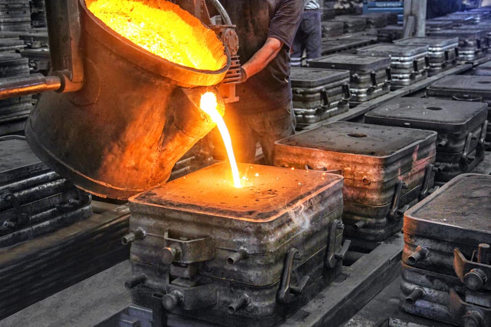 Sand Casting – Process, Sand Properties, Pros & Cons